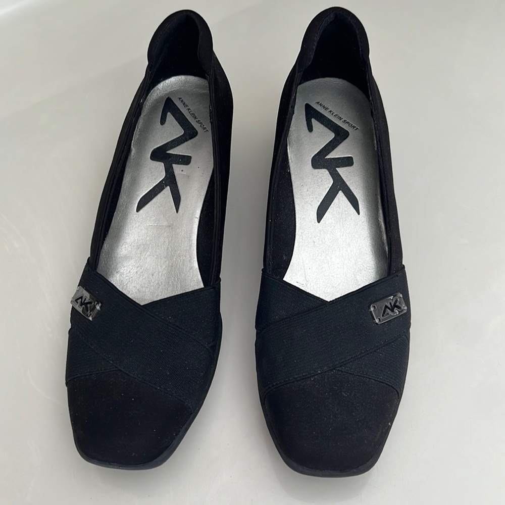 Anne Klein black shoes